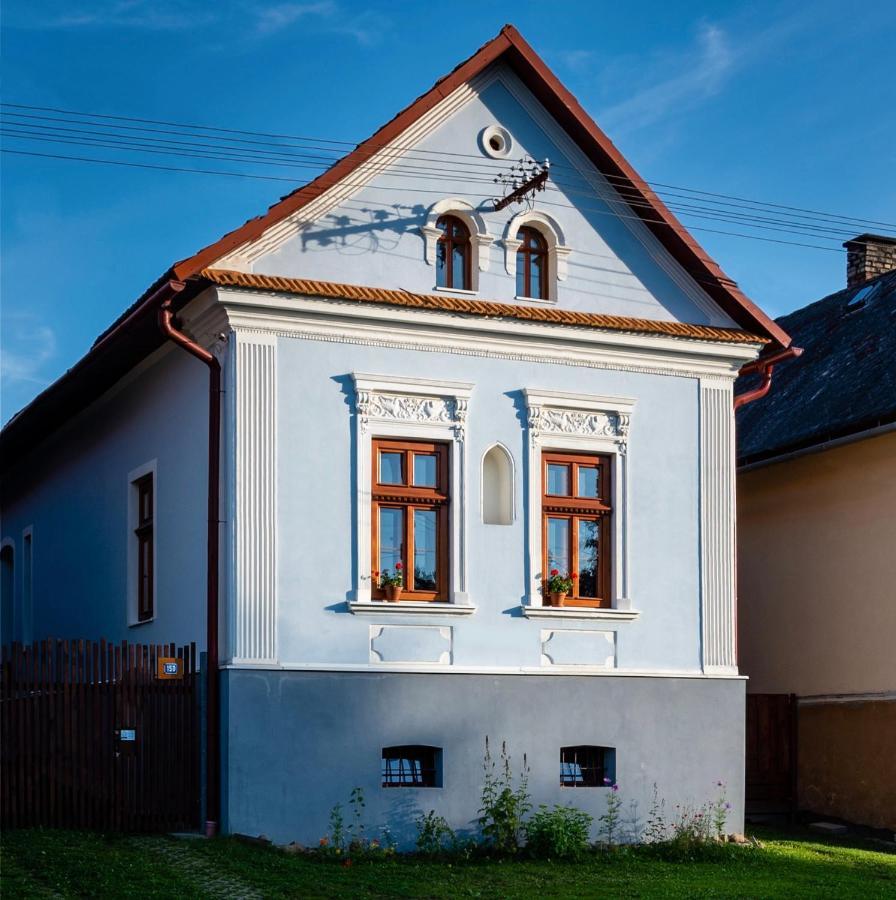 Villa Hybsky Dom Est 1905 Hybe Exterior foto